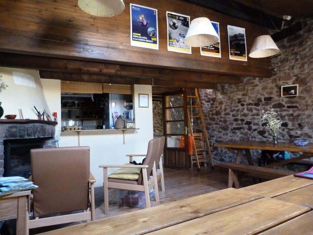 بيت شباب Refugi Rural Vall De Siarb Llagunes المظهر الخارجي الصورة
