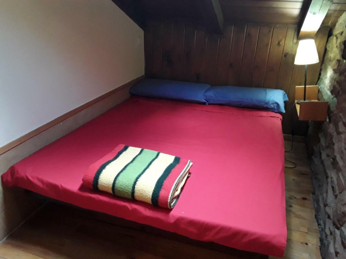 بيت شباب Refugi Rural Vall De Siarb Llagunes المظهر الخارجي الصورة